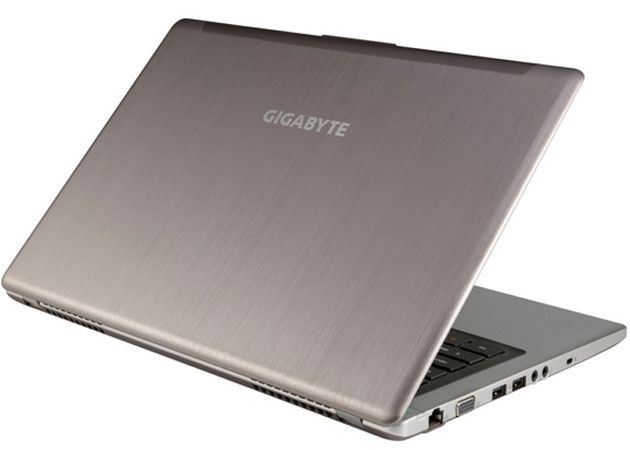 Gigabyte U2442DT GIGABYTE U2442DT, impresionante Ultrabook para juegos