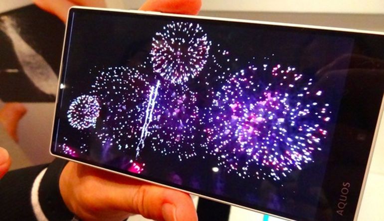 Nuevo smartphone de Sharp reproduce vídeo slow motion a 2.100 frames por segundo