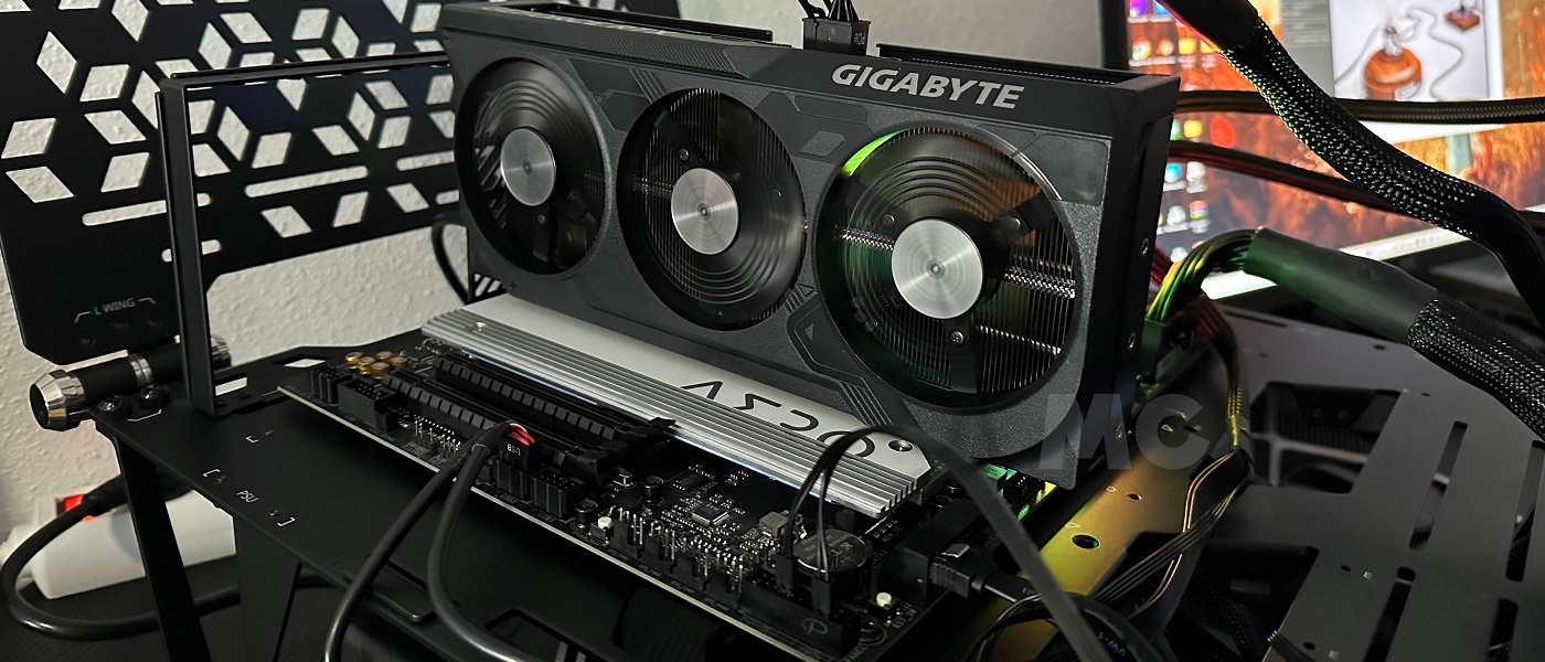 GIGABYTE GeForce RTX 4070 WindForce OC