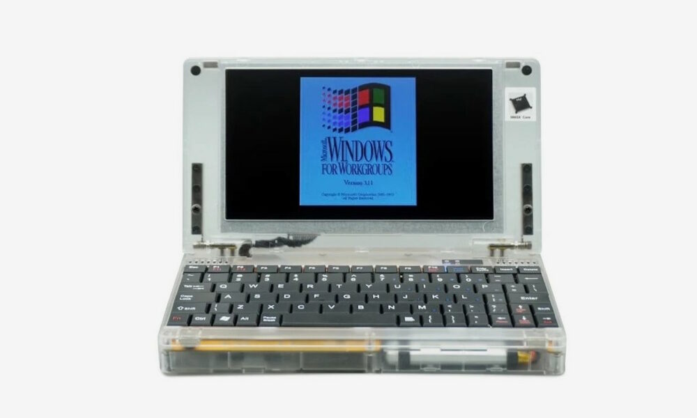 Pocket 386, una maravilla retro para revivir la era MS-DOS y Windows 95